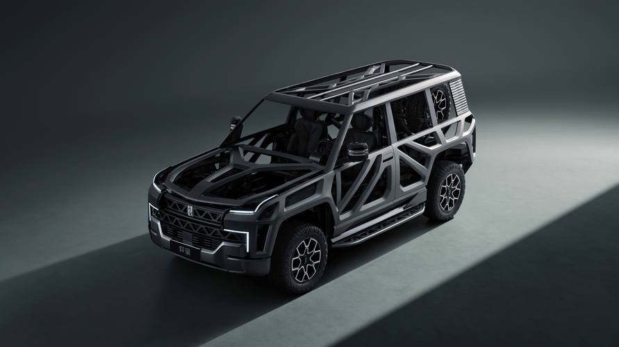 广州312仰望U8硬派越野的科技魅力，国能汽车对传统燃油车市场的冲击